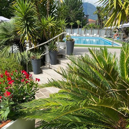 Hotel La Perla リーヴァ・デル・ガルダ エクステリア 写真
