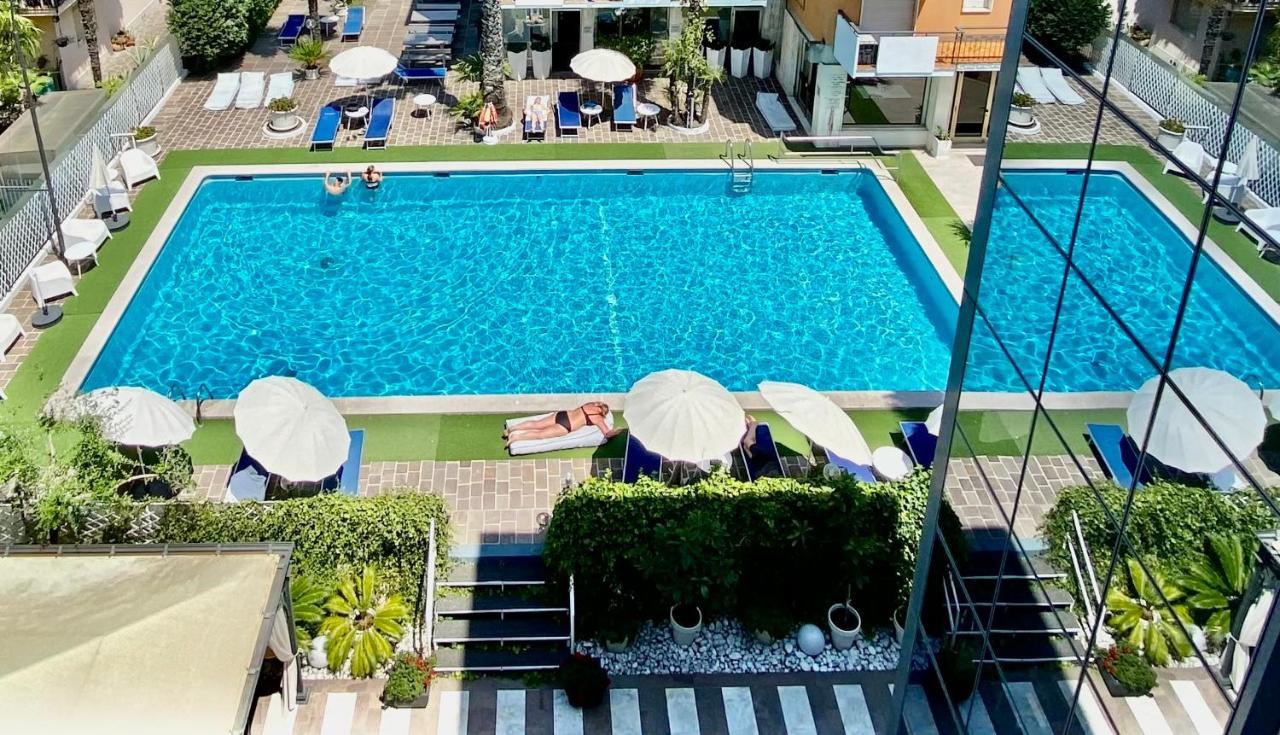 Hotel La Perla リーヴァ・デル・ガルダ エクステリア 写真